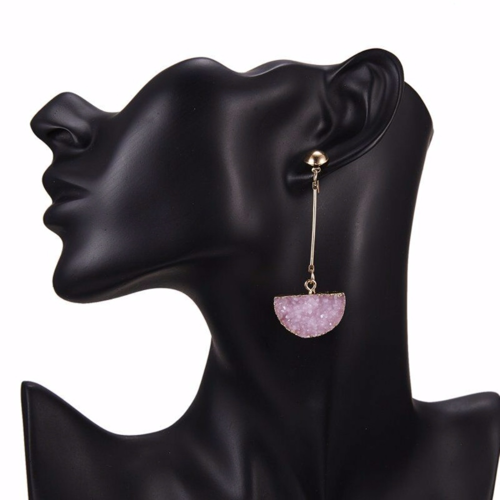 ⭐️HP⭐️ Half Circle Cluster Frosted Pink Earrings - Picture 3 of 4